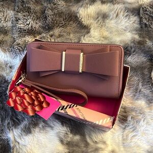 Betsey Johnson wristlet